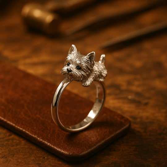 Justerbar ring med hund i silver