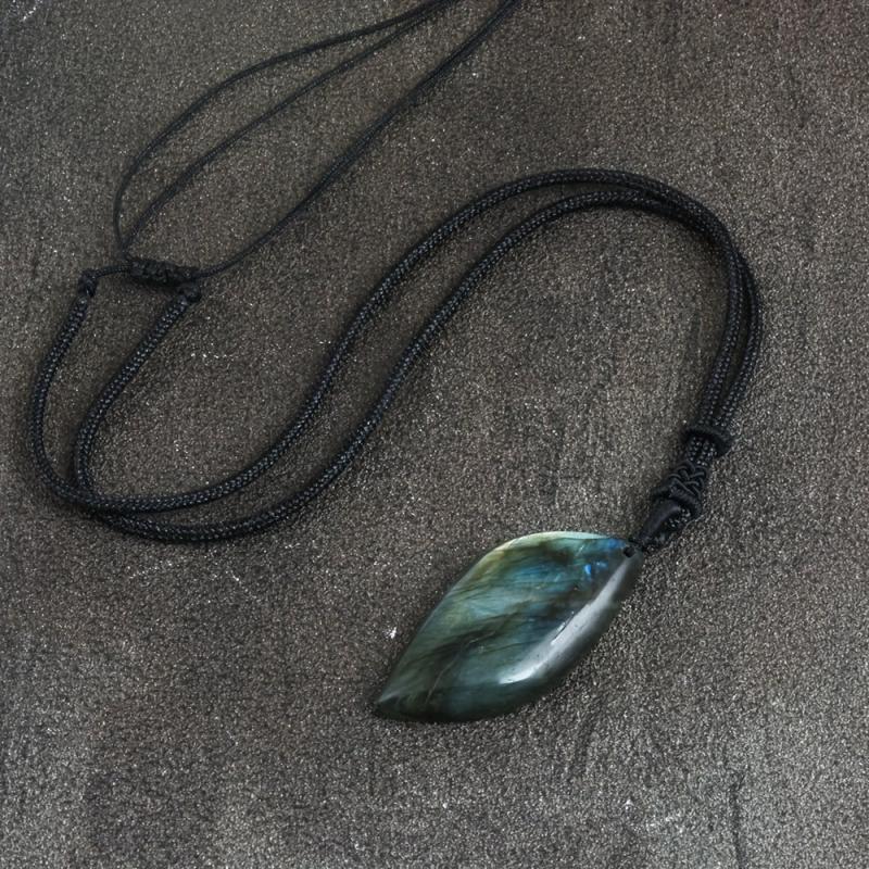 Adelheid | Halsband med labradorit