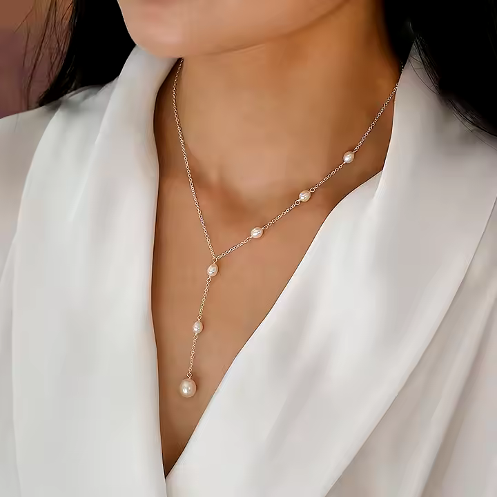 Iris | Vintage pärlhalsband med droppformat hängsmycke