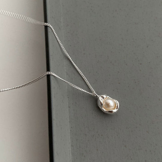 Vintagesmycken i Muranoglas: Halsband med hängande pärla