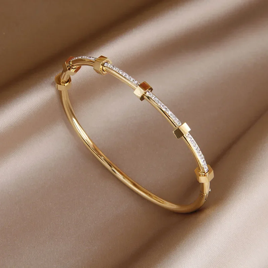 Madison – Guldpläterat armband med moissanitdetaljer